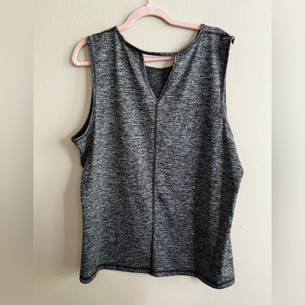 ID Ideology Womens Keyhole Back Sleeveless Quick Dry Workout Tank Top Plus 3X - Picture 6 of 7